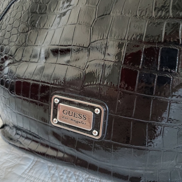 Black Guess Bag - Picture 2 of 6